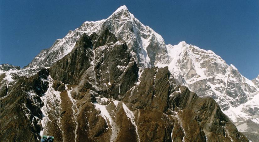 Lobuche East Climbing With Everest Base Camp