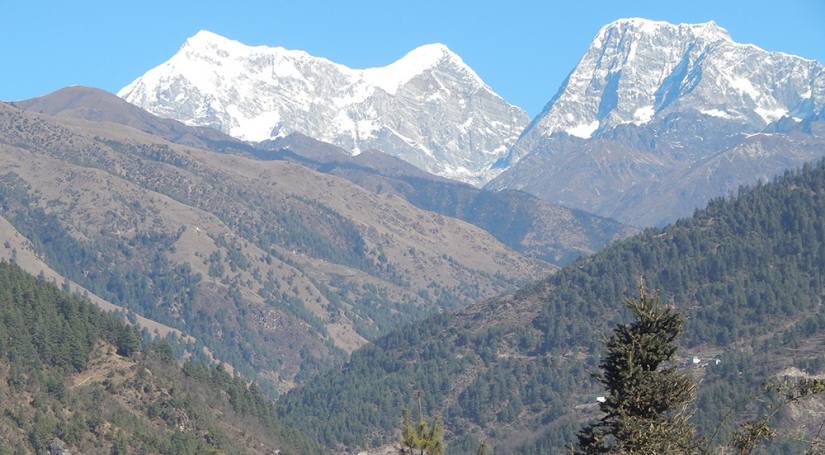 View of Numbur himal from