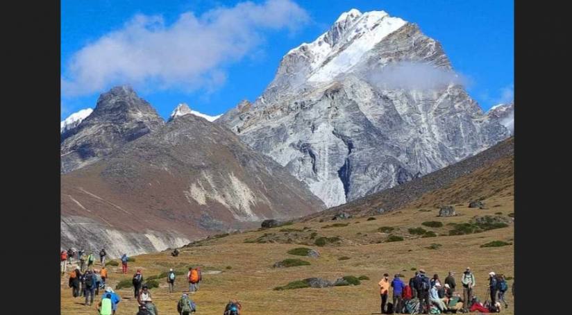 Lobuche East(6119m) View from Dingboche